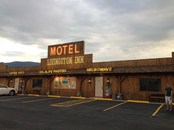 Livingston Inn Motel exterior